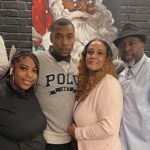 Meet your Posher, Nikki